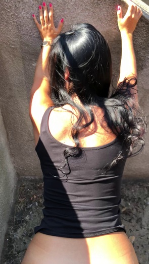 4. Download full pics of Wanna shop or fuck? from lifepornstories.com