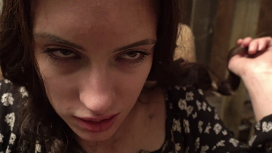 2. Download full pics of Sandra´s sexy service from perversefamily.com