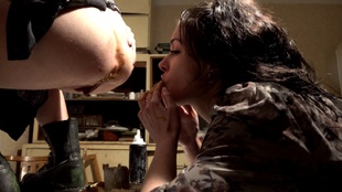 3. Download full pics of Ass Caramel Sauce from perversefamily.com