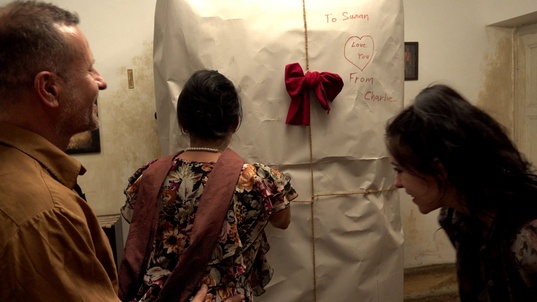 4. Download full pics of Подарок Сьюзан на день рождения from perversefamily.com