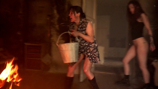 10. Download full pics of 《操营》 from perversefamily.com