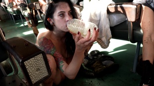 3. Download full pics of Squirting vaginal chocante from perversefamily.com