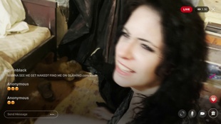 3. Download full pics of A boceta peluda de Lina from perversefamilylive.com