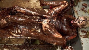 9. Download full pics of Fisting anal com os pés from powerfetish.com