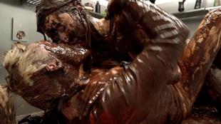 12. Download full pics of Fisting anal com os pés from powerfetish.com