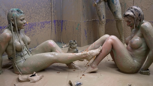 4. Download full pics of Lesbian Feet Licking from powerfetish.com