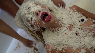 3. Download full pics of Auto-pugno from powerfetish.com