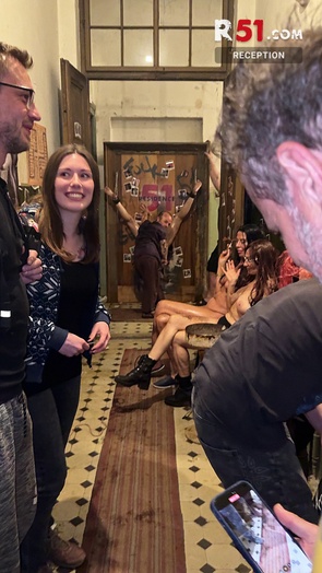 5. Download full pics of Day 1 - From the airport to residence 51 from r51.com