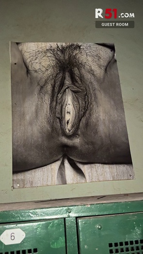 2. Download full pics of Day 1 - Room Tour from r51.com