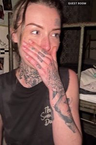 7. Download full pics of Day 1 - Room Tour from r51.com