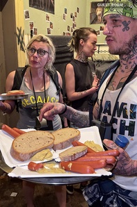 8. Download full pics of Day 1 - Room Tour from r51.com