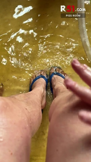 9. Download full pics of Day 4 - Extreme Piss Pool Sex Orgy from r51.com