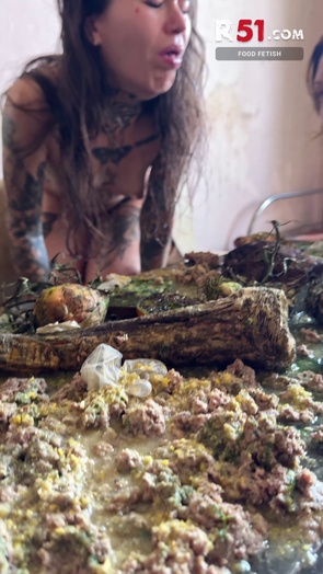 4. Download full pics of Day 15 - Rotten Food from r51.com