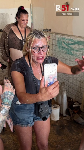 12. Download full pics of Day 15 - Extreme Food Orgy from r51.com