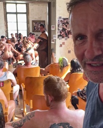 R51.com: Day 17- Swingers