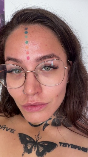 1. Download full pics of Don't tell your wife 🤫 from selfiefetish.com