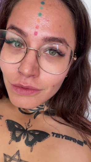 5. Download full pics of Don't tell your wife 🤫 from selfiefetish.com