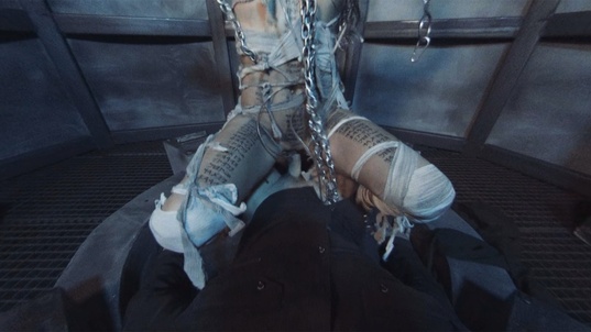 5. Download full pics of The Mummy Princess in 180° from xvirtual.com